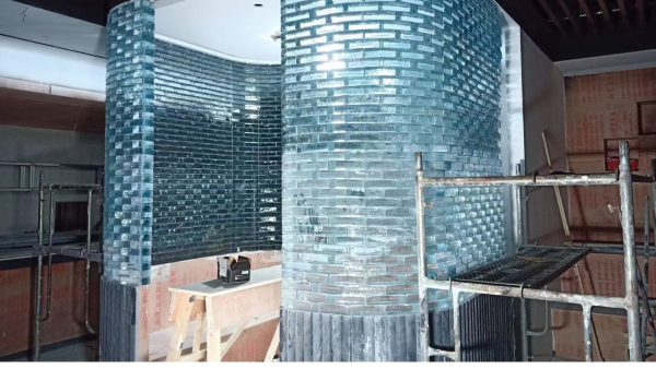 Gạch kính trang trí nhà tắm tiết kiệm thời gian thi công