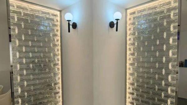 Gạch kính đặc thường được dùng để trang trí trong nhà hoặc dự án kinh doanh