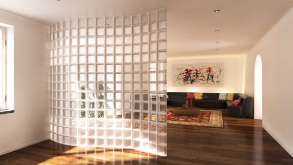 Nhà đẹp nhờ gạch kính với vách ngăn